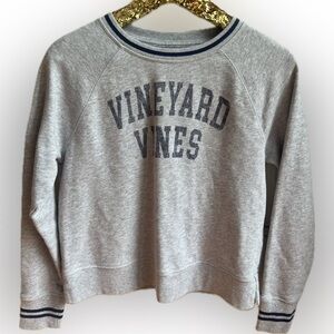 VINEYARD VINES Women’s Varsity Crewneck Sweatshirt